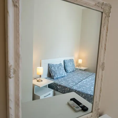 Two Bedroom Lägenhet *