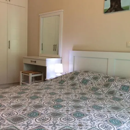아파트 Two Bedroom *